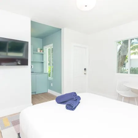 Newly Renovated Stylish Studio In El Portal #2 Miami Extérieur photo