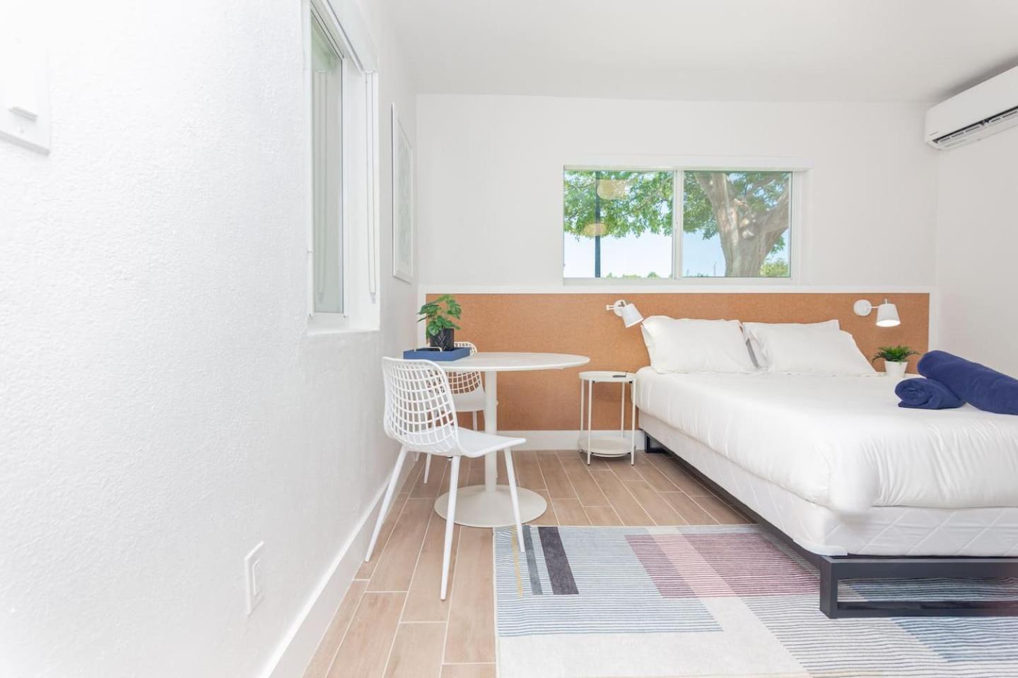Appartement Newly Renovated Stylish In El Portal #2
